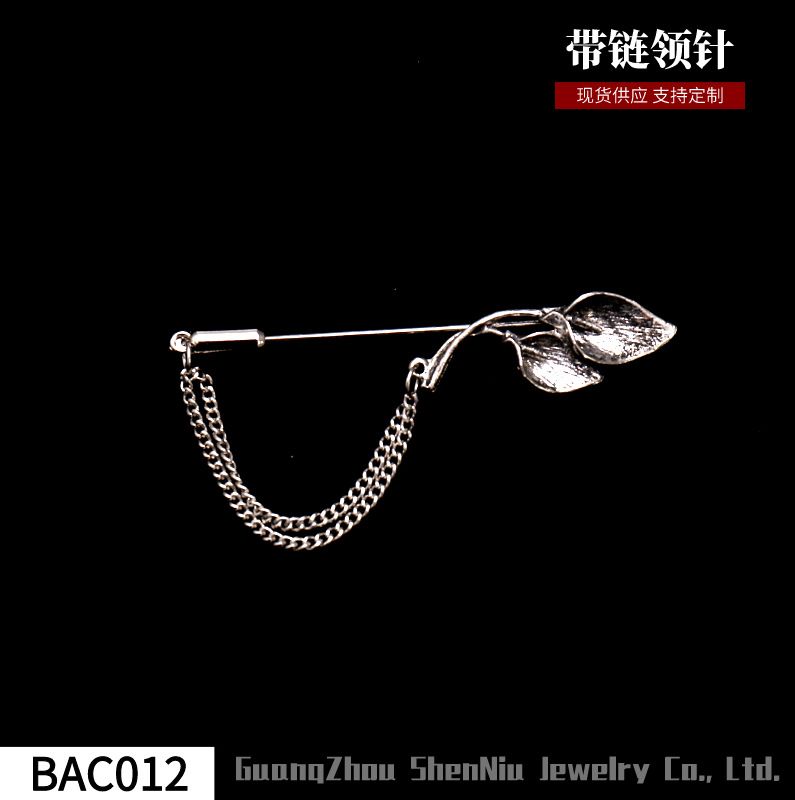 BAC012旧银马蹄莲带链